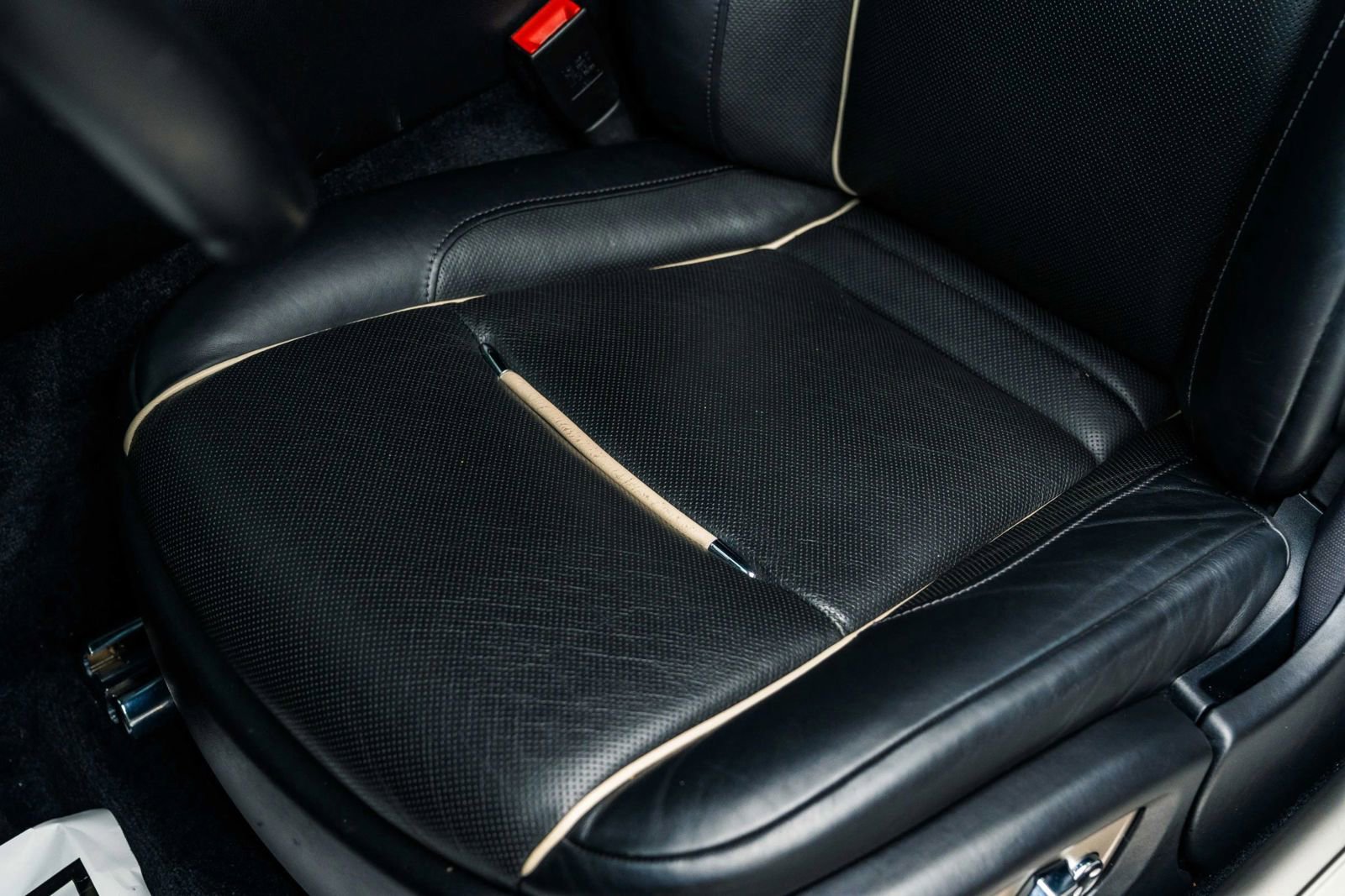 Used 2015 Rolls-Royce Wraith image 26