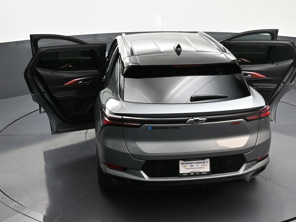 Used 2026 Chevrolet Equinox EV RS AWD/4WD image 36