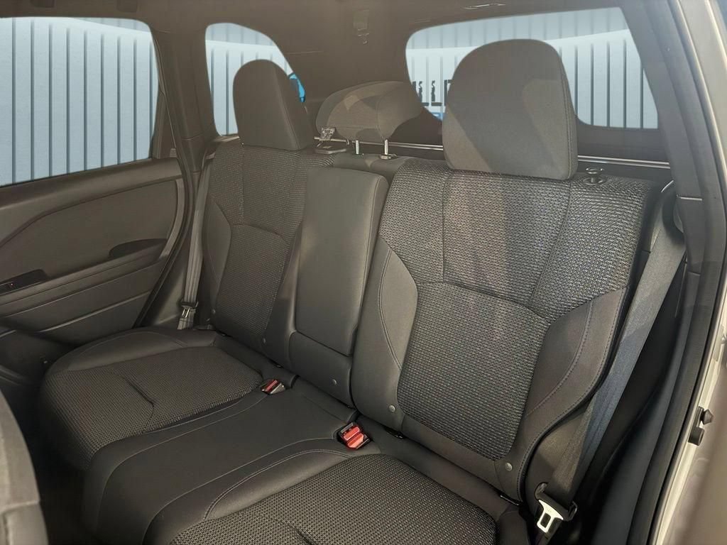 Certified 2025 Subaru Forester Premium AWD/4WD image 23