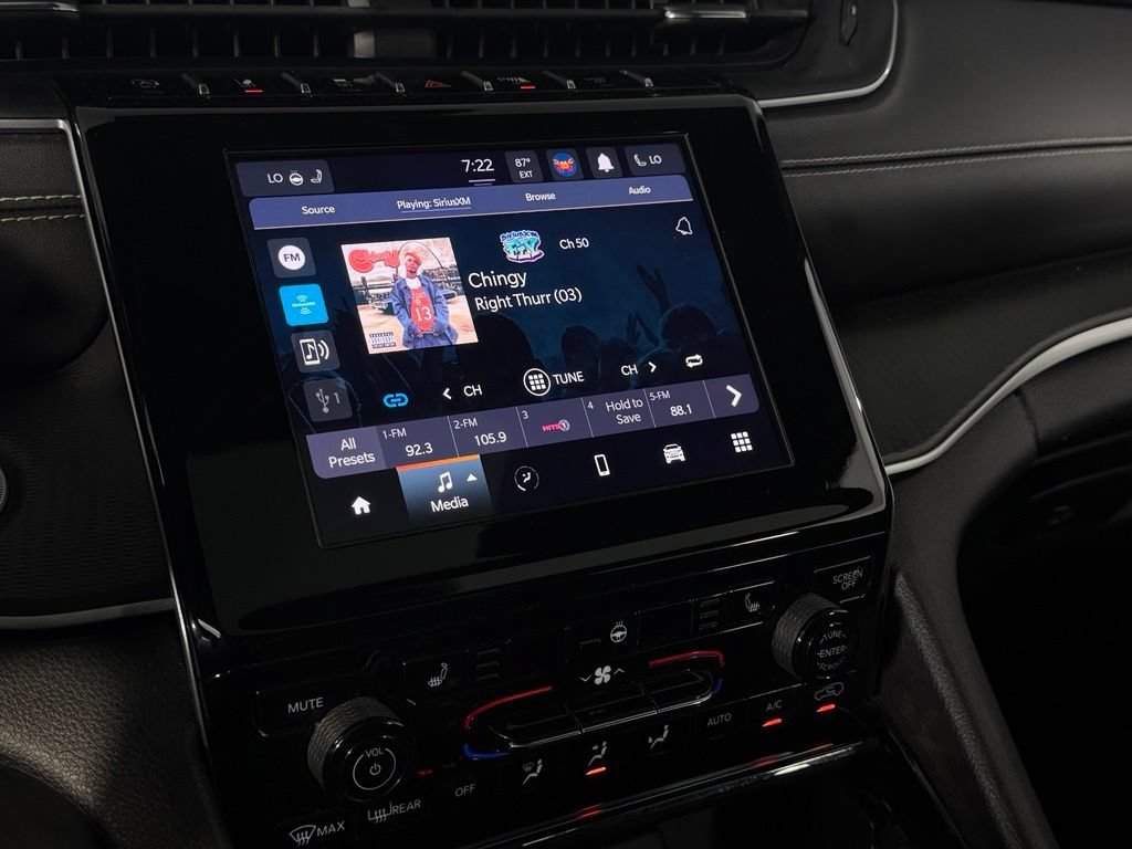 Certified 2023 Jeep Grand Cherokee L Laredo AWD/4WD image 18