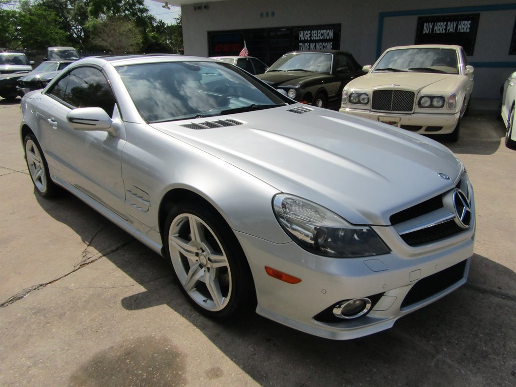 Used 2012 Mercedes-Benz SL 550 w/ SL Wheel Pkg image 2