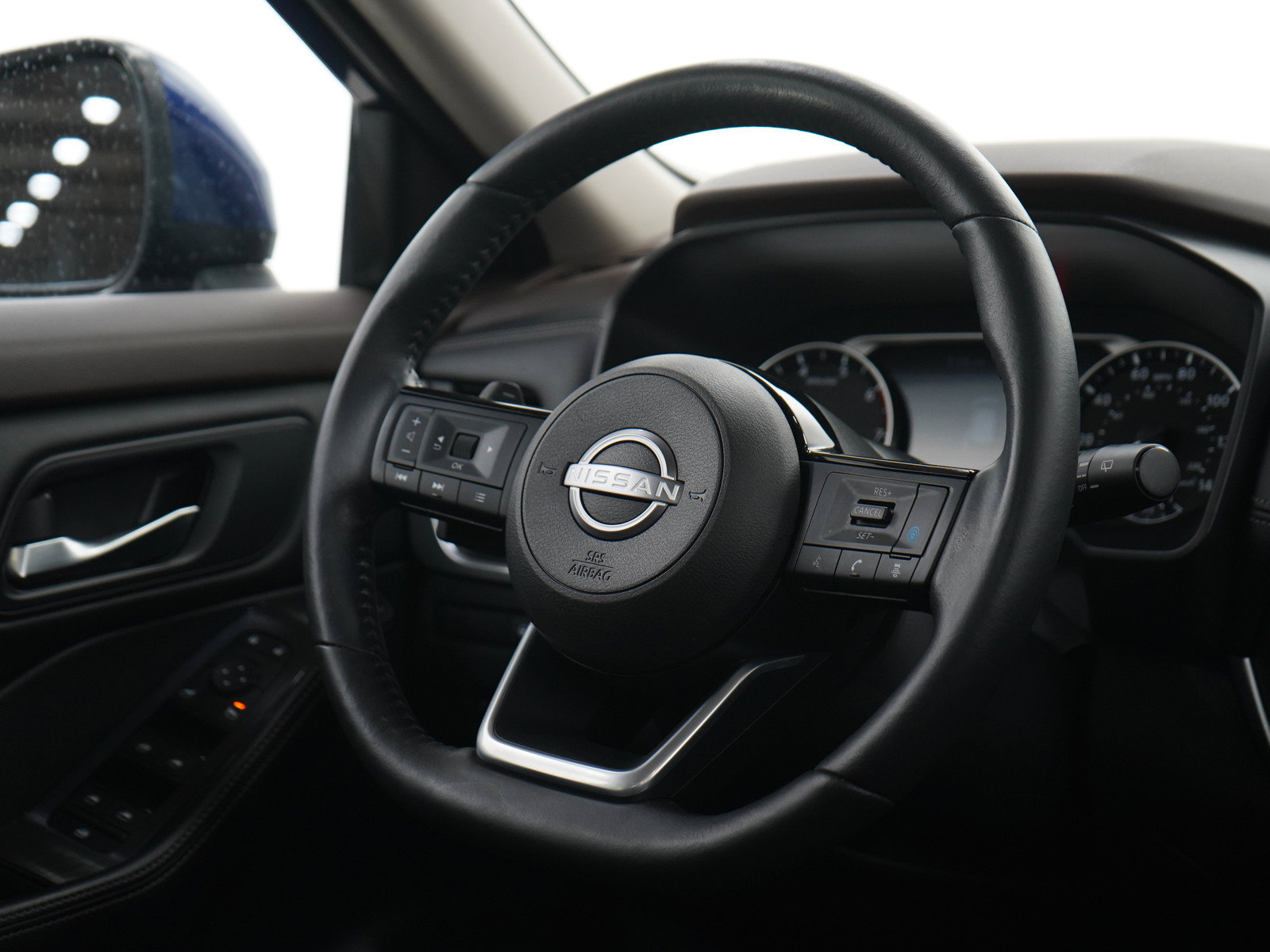 Used 2023 Nissan Rogue SV w/ SV Premium B Package AWD/4WD image 14