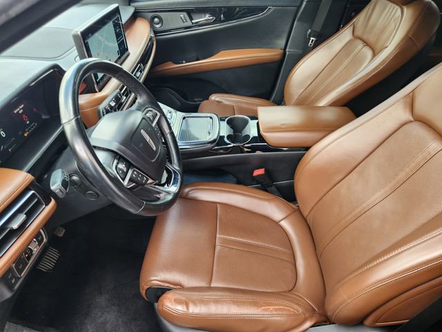 Used 2022 Lincoln Nautilus Reserve w/ Equipment Group 201A image 9