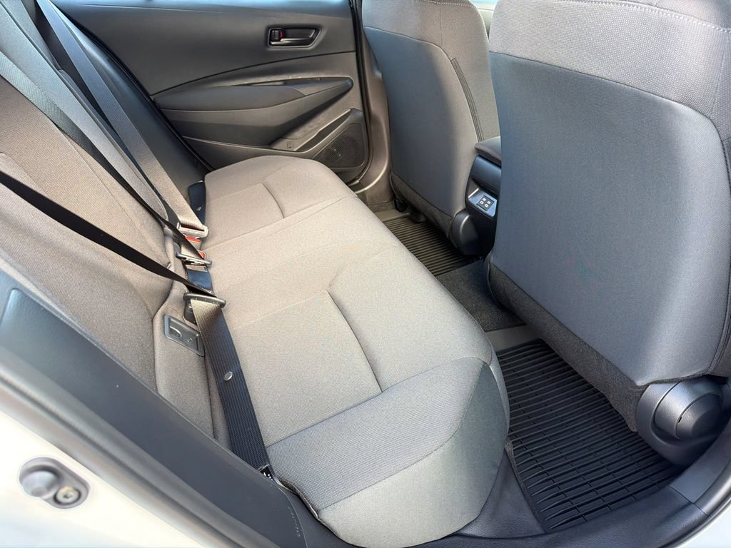 Used 2026 Toyota Corolla LE FWD image 18