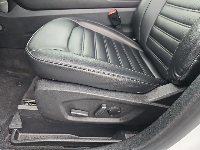 Used 2024 Ford Edge SEL AWD/4WD image 18