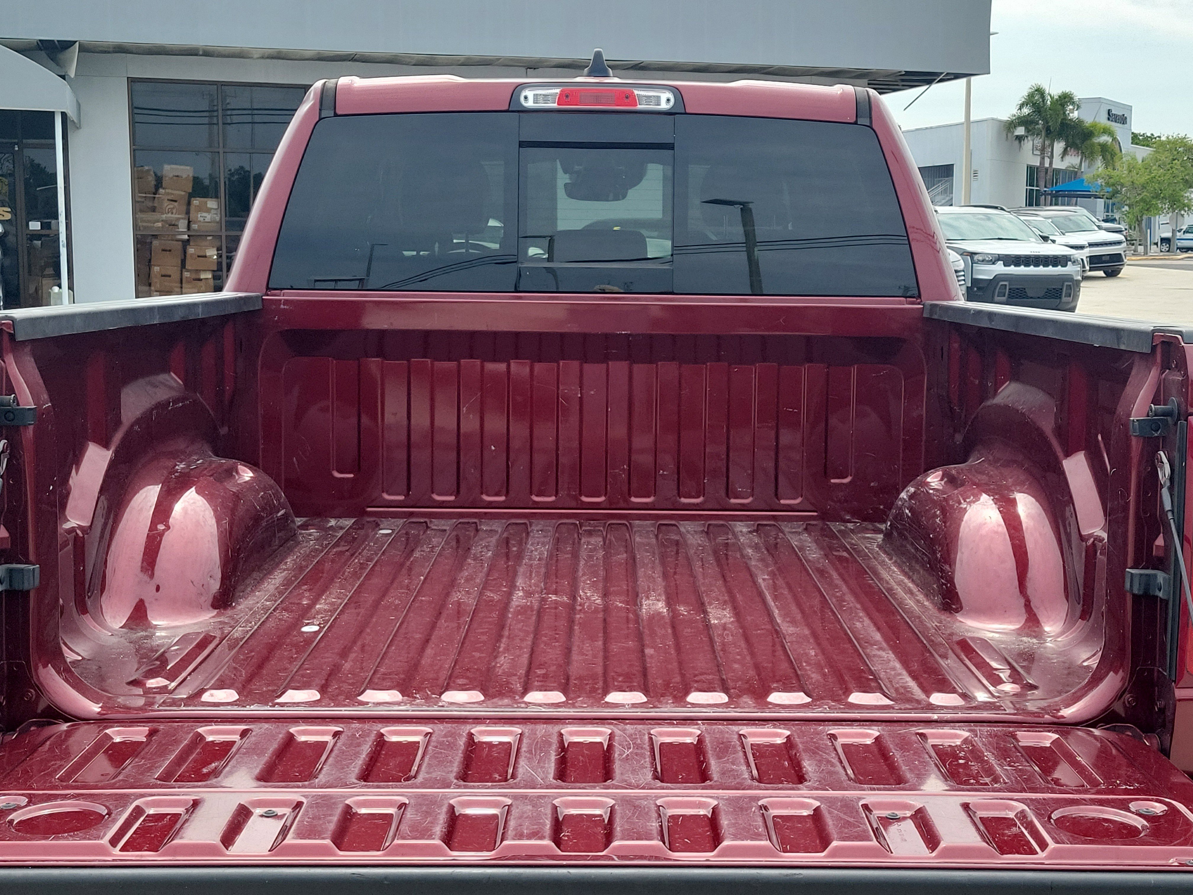 Used 2023 RAM 1500 Laramie AWD/4WD image 12
