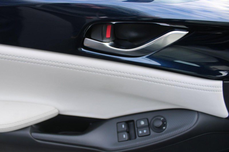 Used 2021 MAZDA MX-5 Miata RF Grand Touring image 13