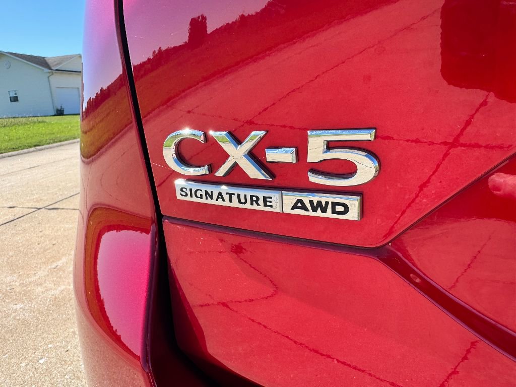 Certified 2025 MAZDA CX-5 Signature image 8