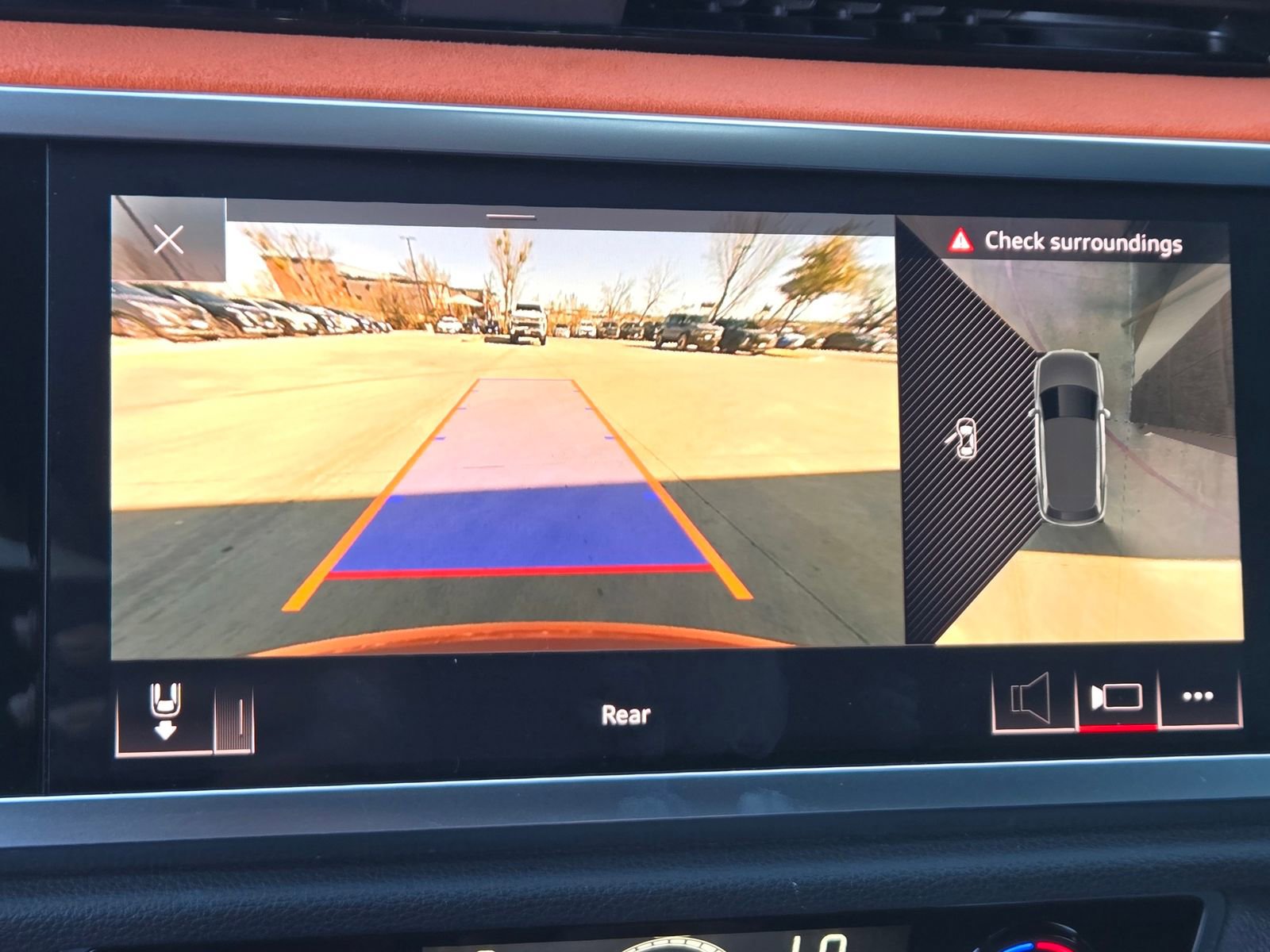 Used 2020 Audi Q3 2.0T Prestige w/ Prestige Package AWD/4WD image 16