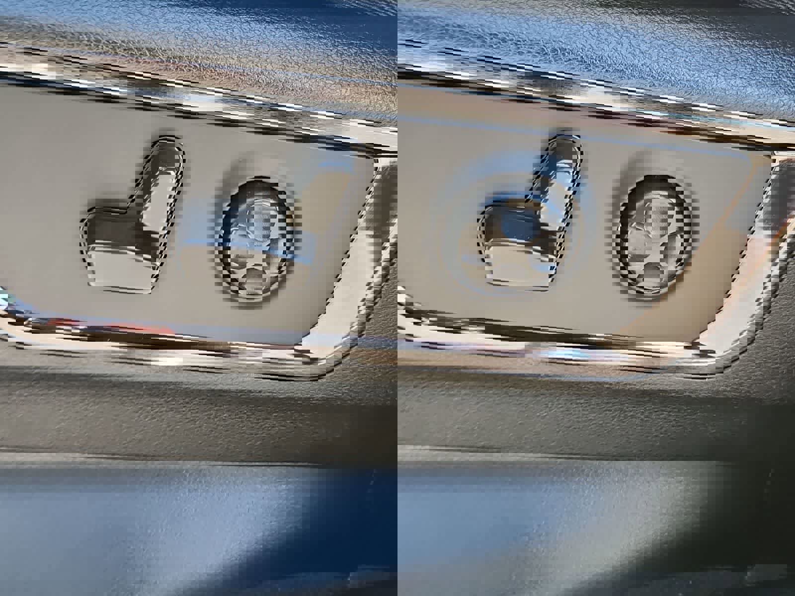 Certified 2022 RAM 1500 Limited image 18