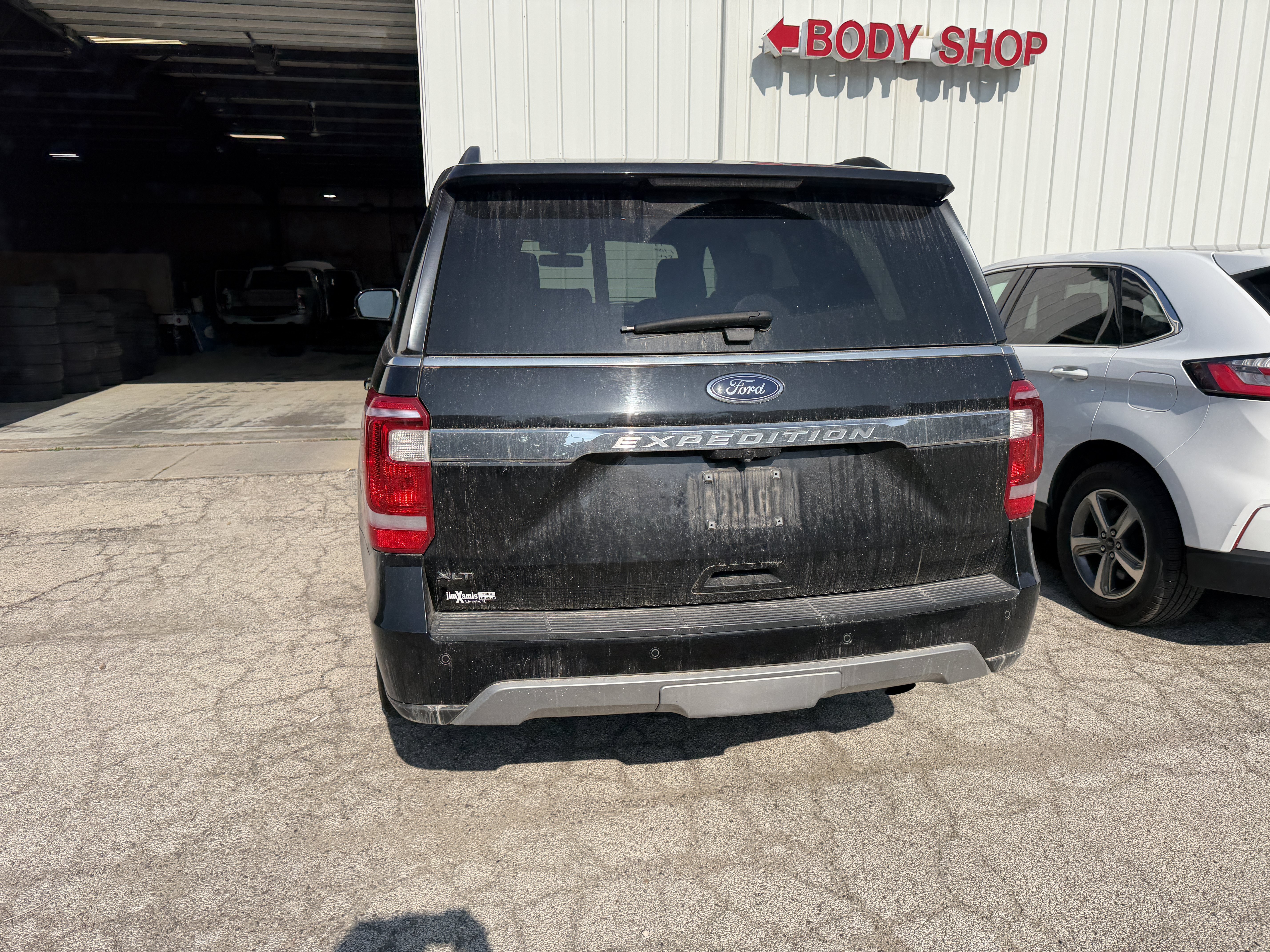 Used 2021 Ford Expedition XLT AWD/4WD image 11