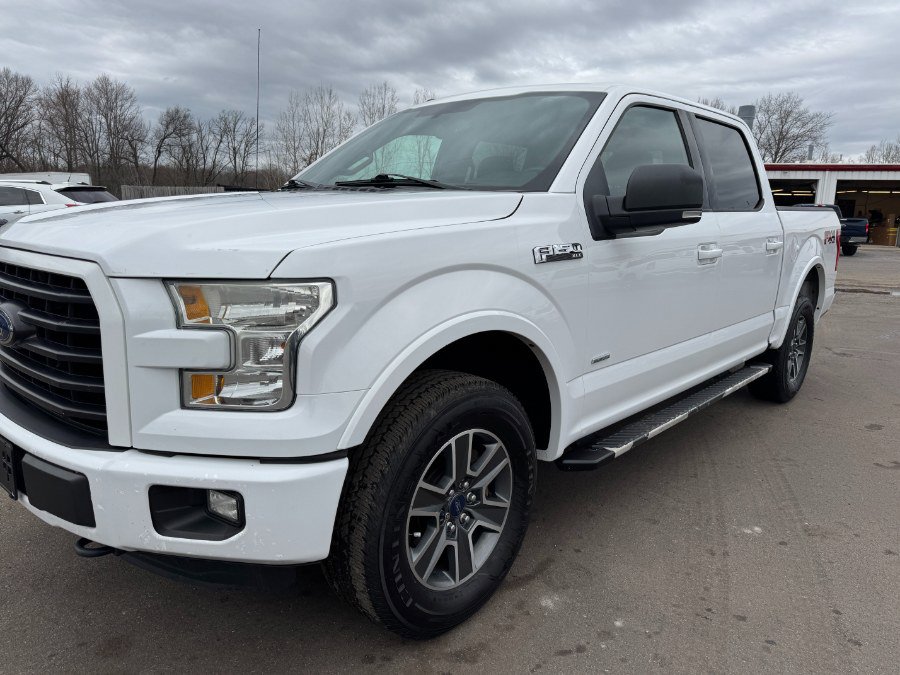 Used 2016 Ford F150 XLT w/ Equipment Group 302A Luxury AWD/4WD image 9