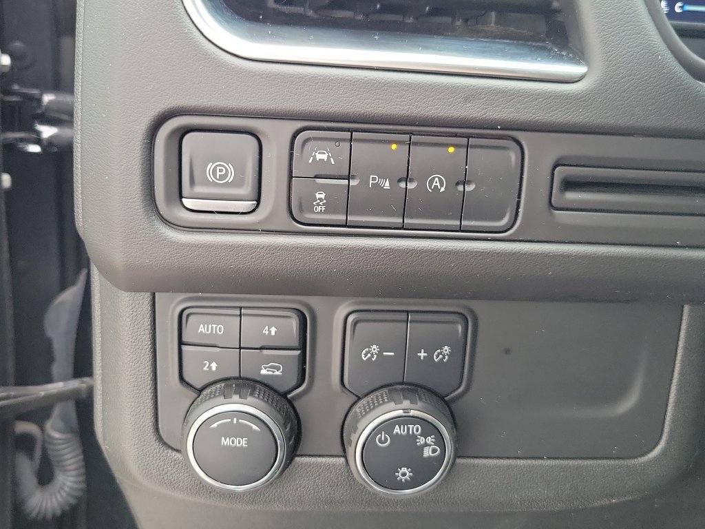 Used 2024 Chevrolet Suburban LT AWD/4WD image 33