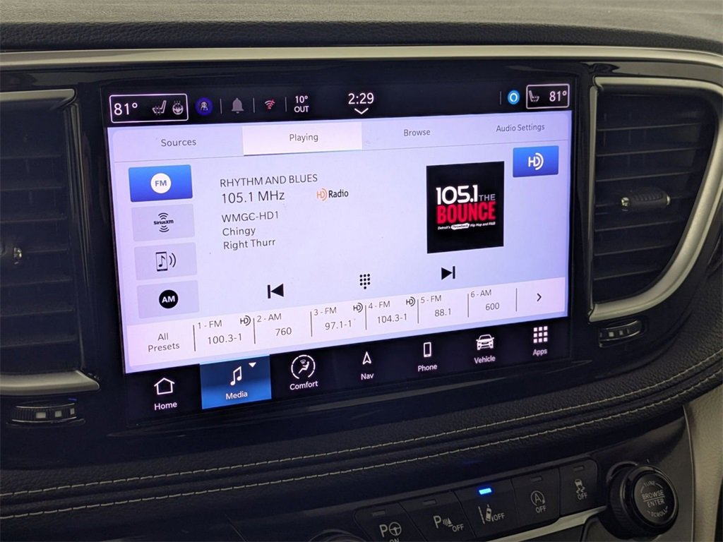 Certified 2022 Chrysler Pacifica Limited image 24