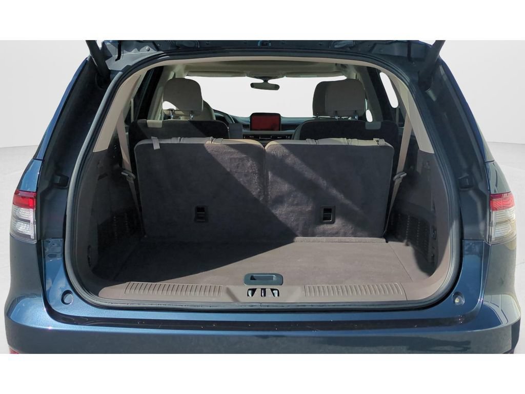 Used 2024 Lincoln Aviator Reserve RWD image 9