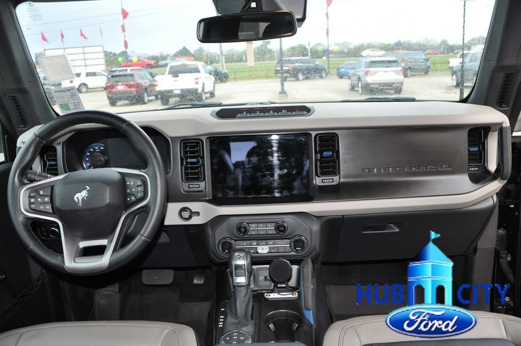 Used 2023 Ford Bronco Wildtrak image 18