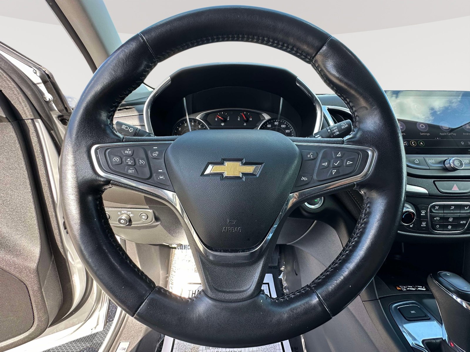 Used 2021 Chevrolet Equinox Premier image 15