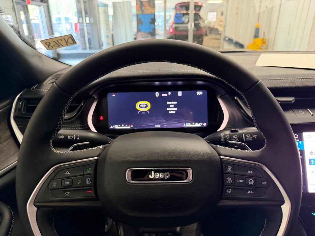 New 2026 Jeep Grand Cherokee Limited AWD/4WD image 14