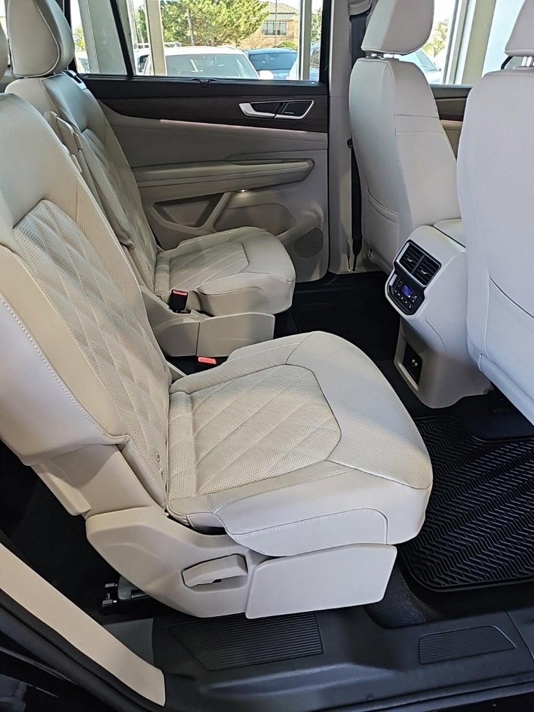 New 2026 Volkswagen Atlas SEL Premium R-Line image 17