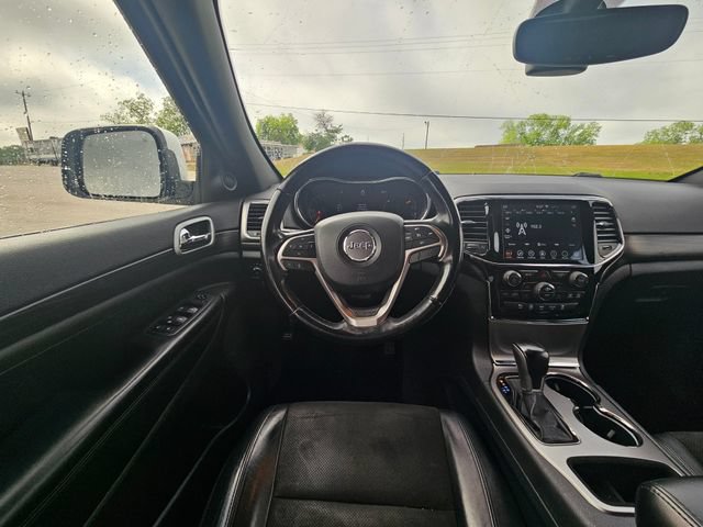 Used 2020 Jeep Grand Cherokee Altitude AWD/4WD image 13