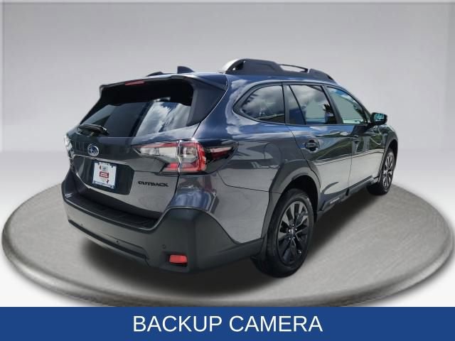 Used 2025 Subaru Outback Onyx Edition image 13