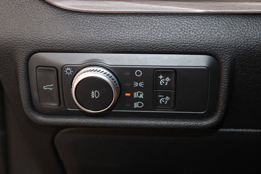 Certified 2020 Ford Explorer Limited AWD/4WD image 47