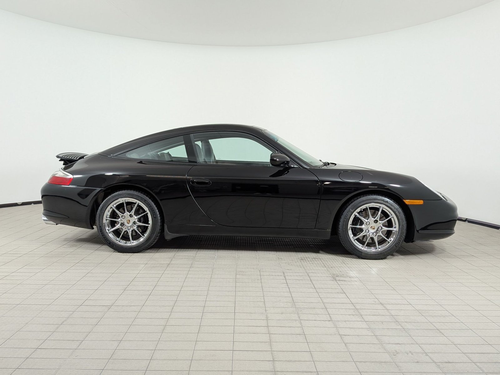 Used 2003 Porsche 911 Targa RWD image 8