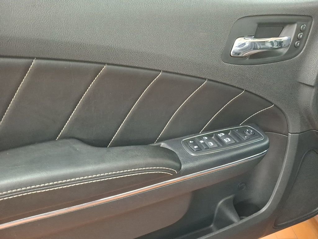 Used 2013 Dodge Charger R/T AWD/4WD image 10