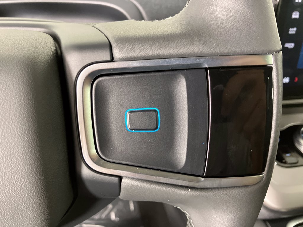 New 2026 Ford Expedition Active RWD image 15