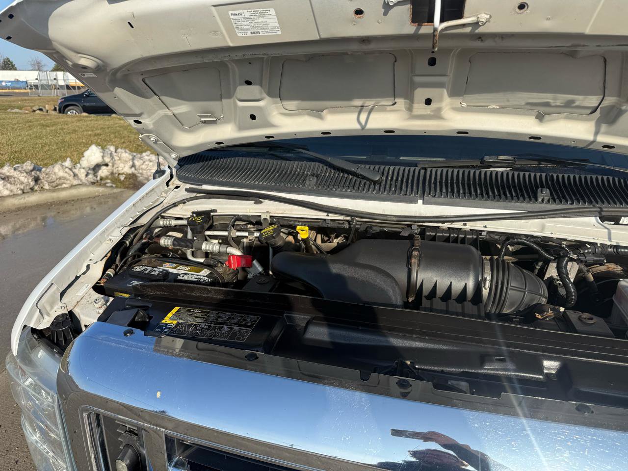 Used 2014 Ford E-250 and Econoline 250 E-250 Commercial w/ Power Group image 26