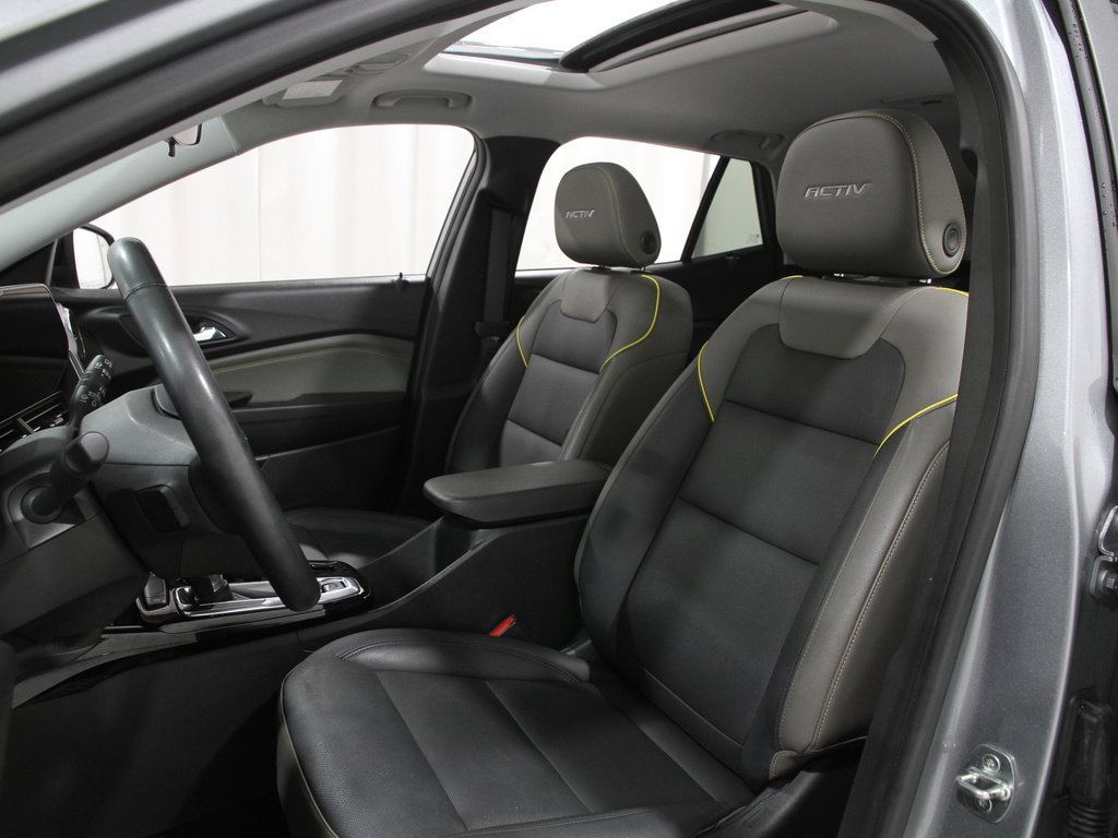 Certified 2024 Chevrolet Trax ACTIV w/ Sunroof Package image 5