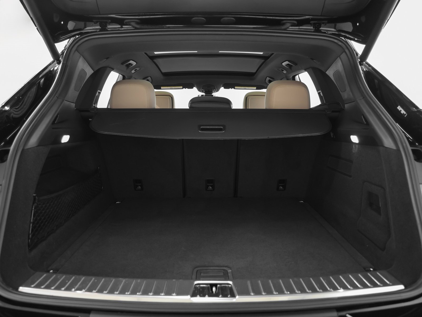 Certified 2025 Porsche Cayenne image 16