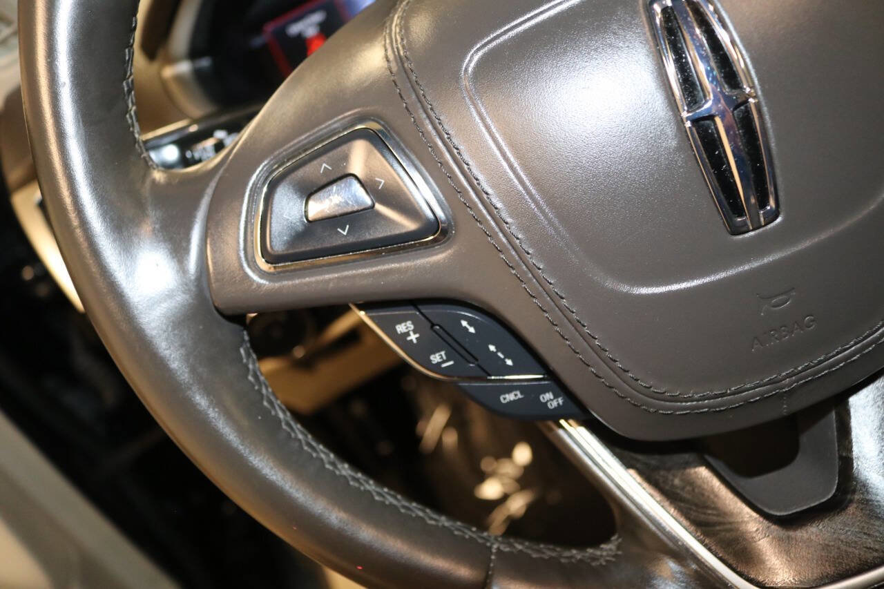 Used 2020 Lincoln MKZ Reserve w/ Elements Package image 37