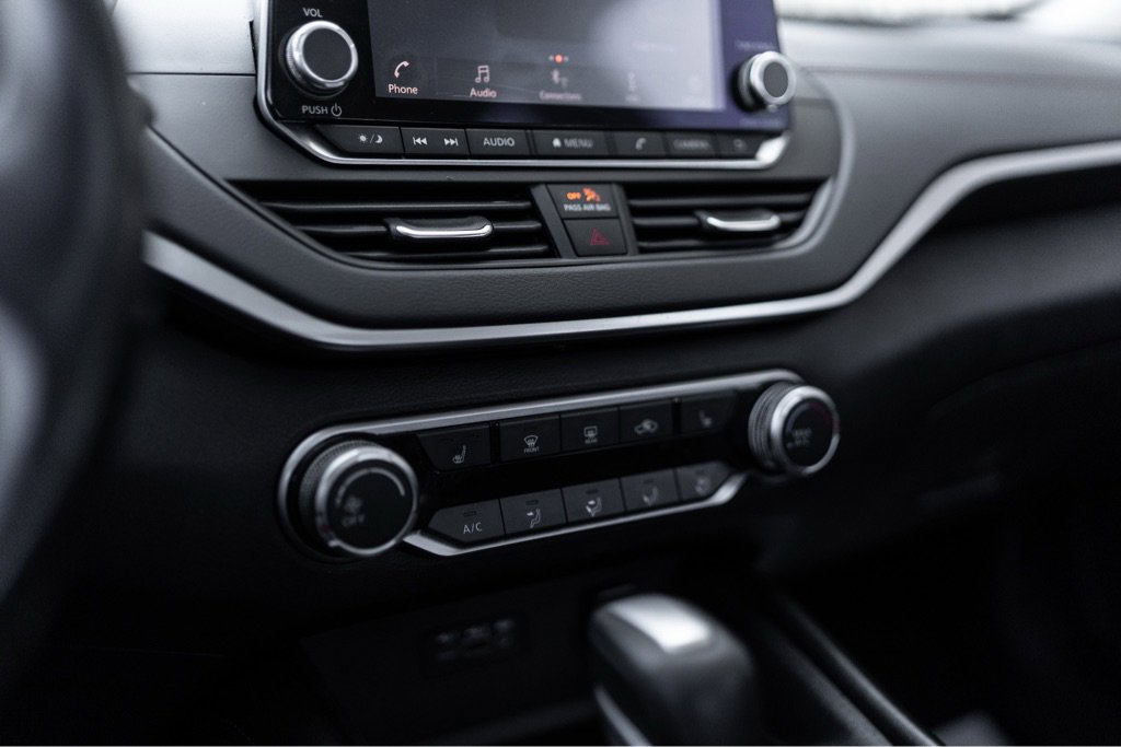 Used 2019 Nissan Altima 2.5 SR w/ SR Premium Package image 15