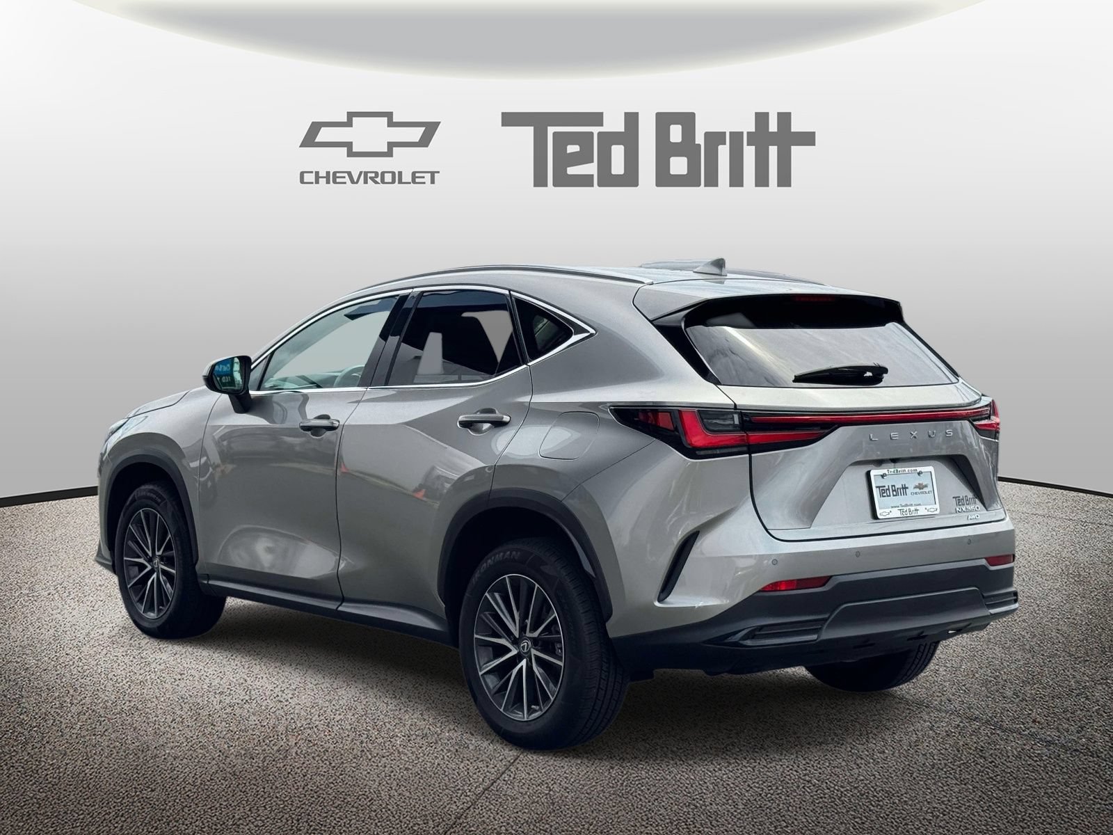 Used 2023 Lexus NX 350 AWD image 6