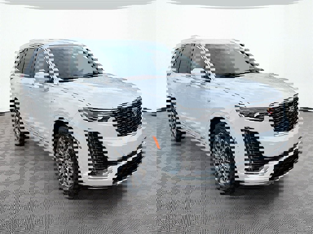 New 2025 Cadillac XT6 Premium Luxury w/ Technology Package image 3