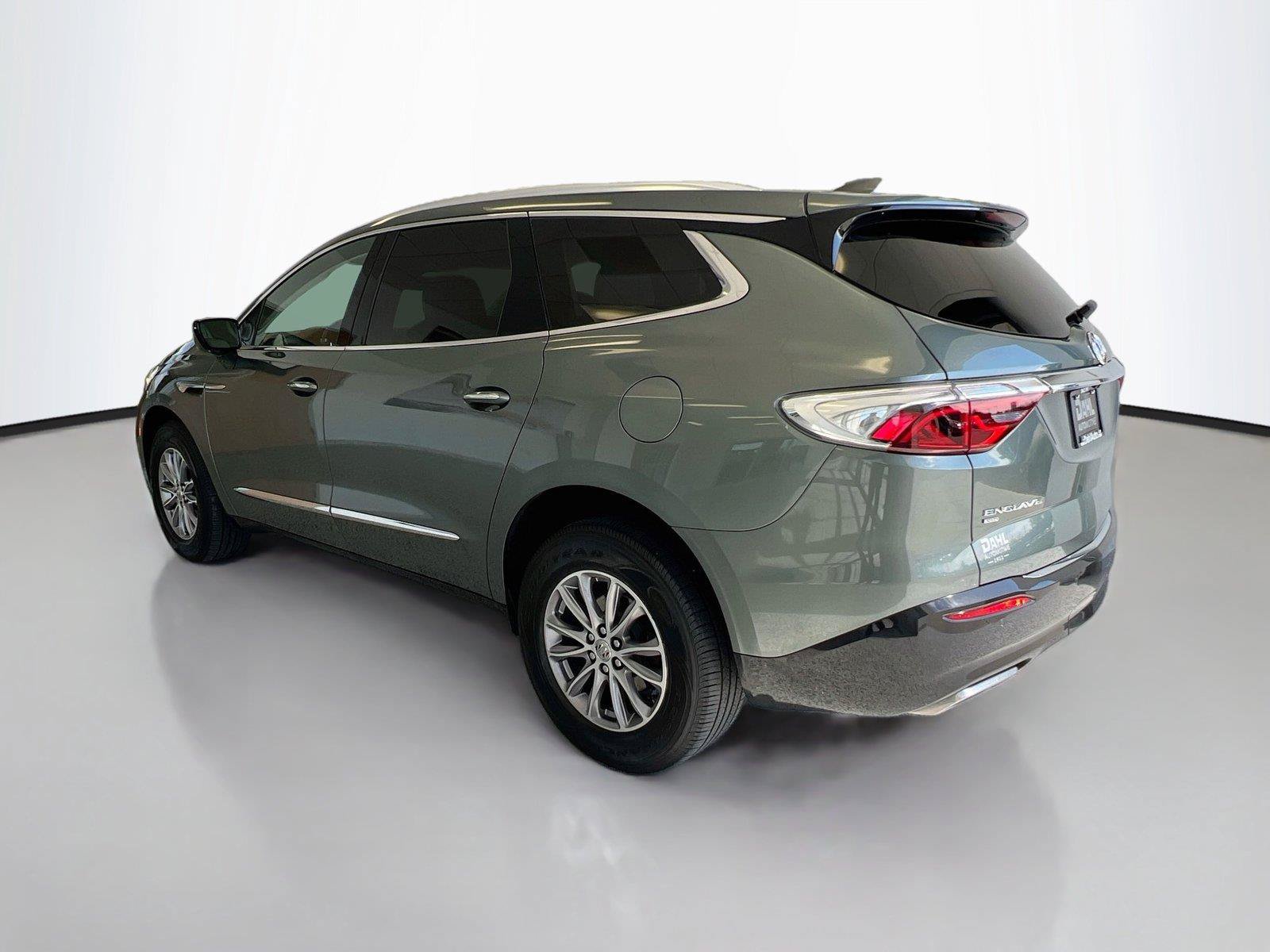 Used 2023 Buick Enclave Essence w/ Trailering Package, 5000 lbs. AWD/4WD image 10