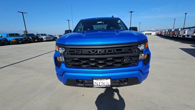 Used 2026 Chevrolet Silverado 1500 Custom w/ Turbomax Blackout Package RWD image 3