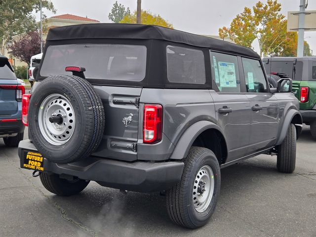 New 2025 Ford Bronco 4-Door AWD/4WD image 3