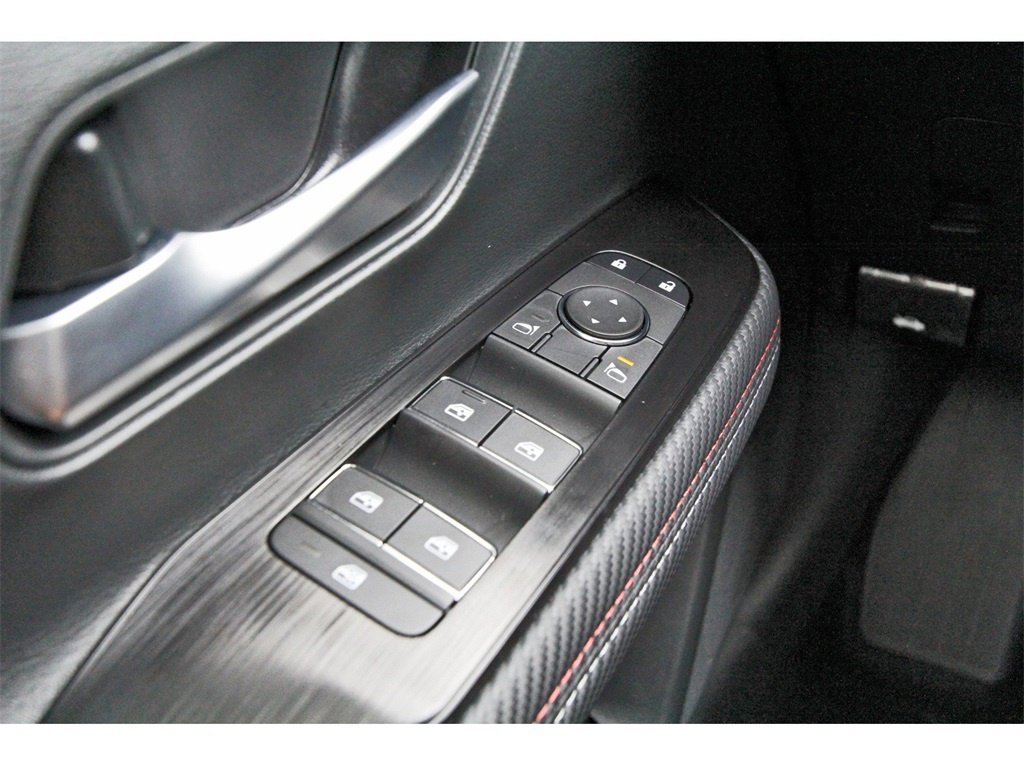 New 2026 Nissan Kicks SR image 15