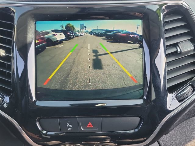 Certified 2019 Jeep Cherokee Limited FWD image 28