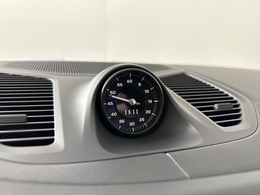 New 2026 Porsche Cayenne image 29