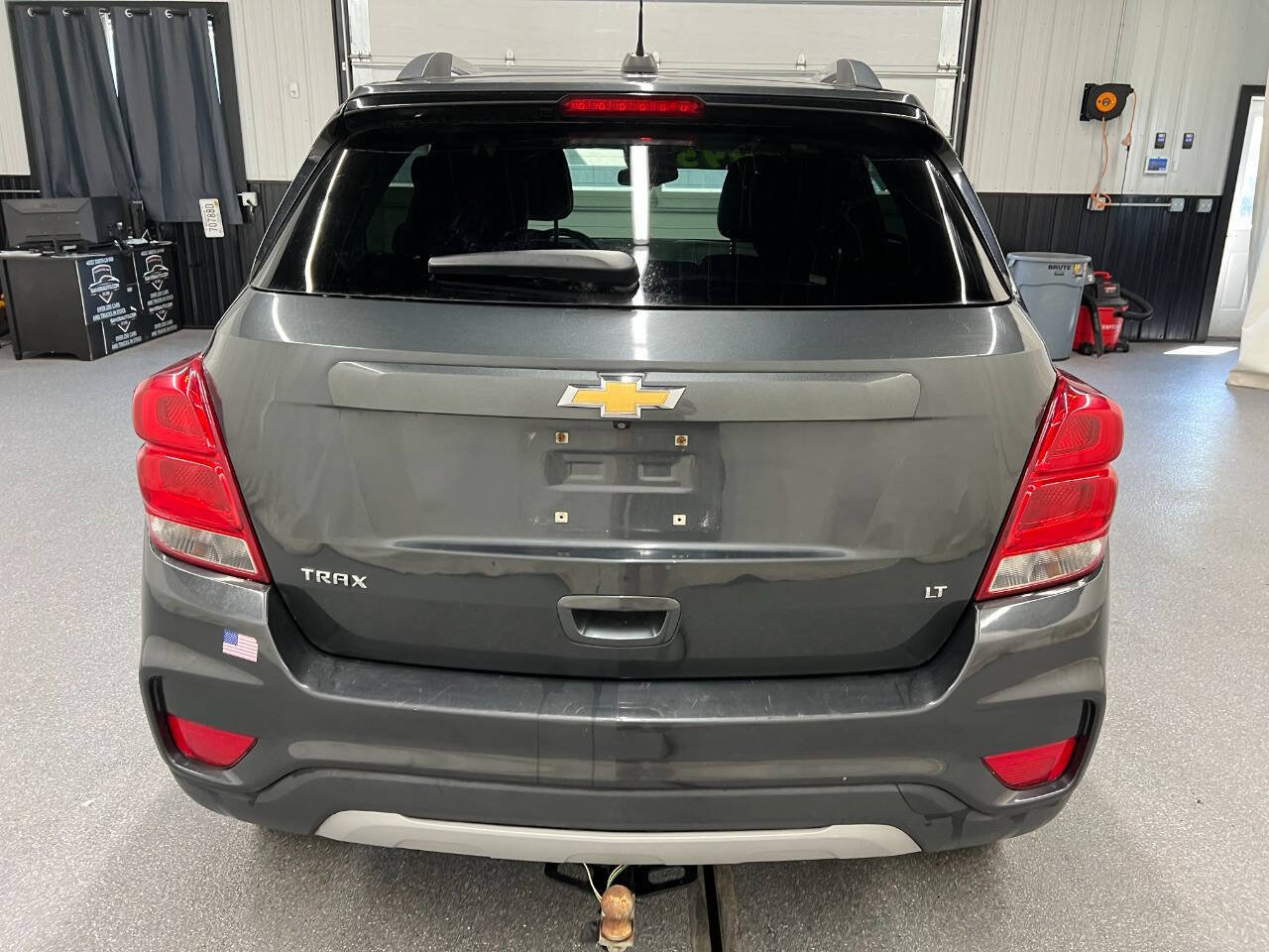 Used 2017 Chevrolet Trax LT w/ LT Convenience Package FWD image 5