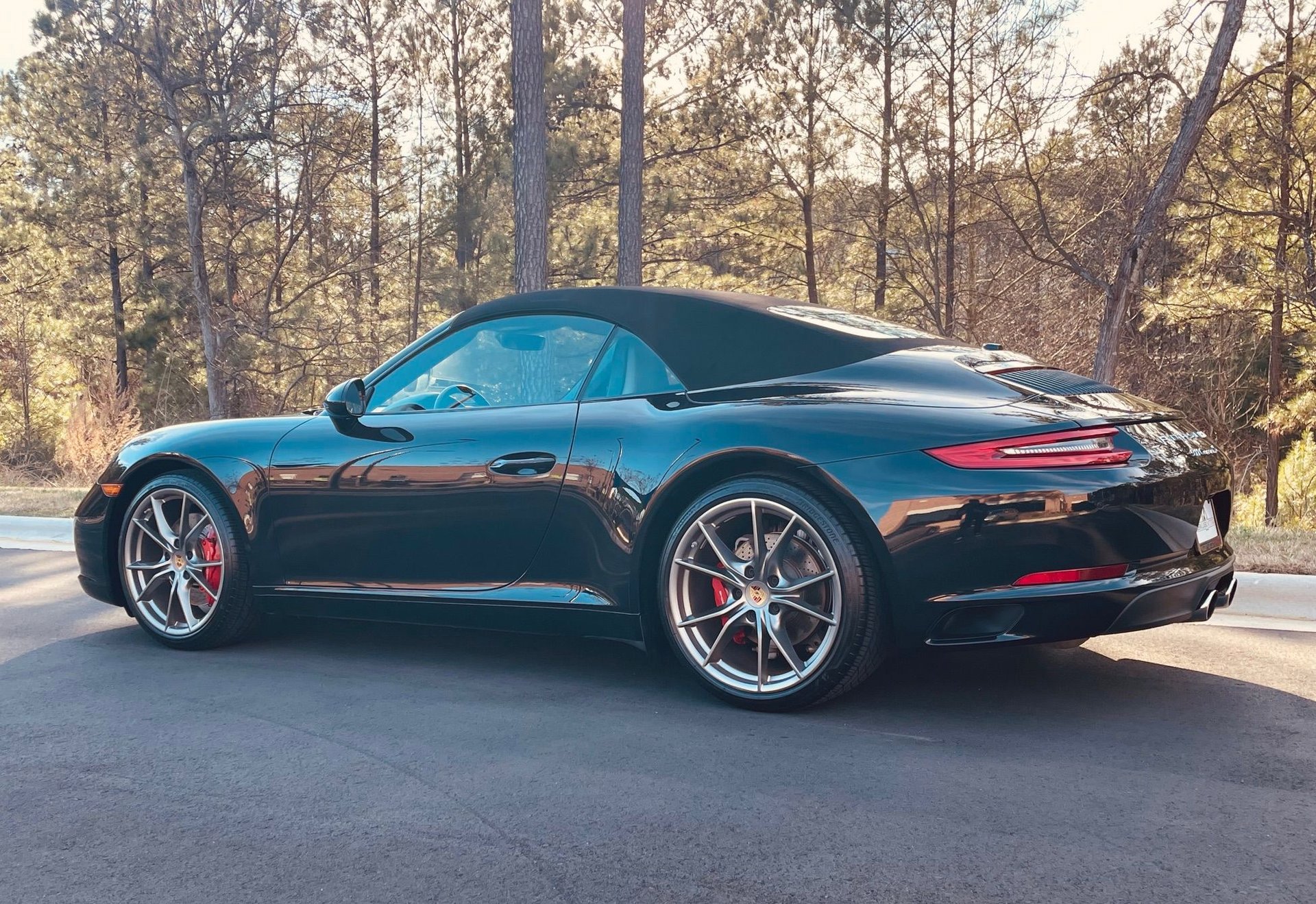 Used 2019 Porsche 911 Carrera S image 5