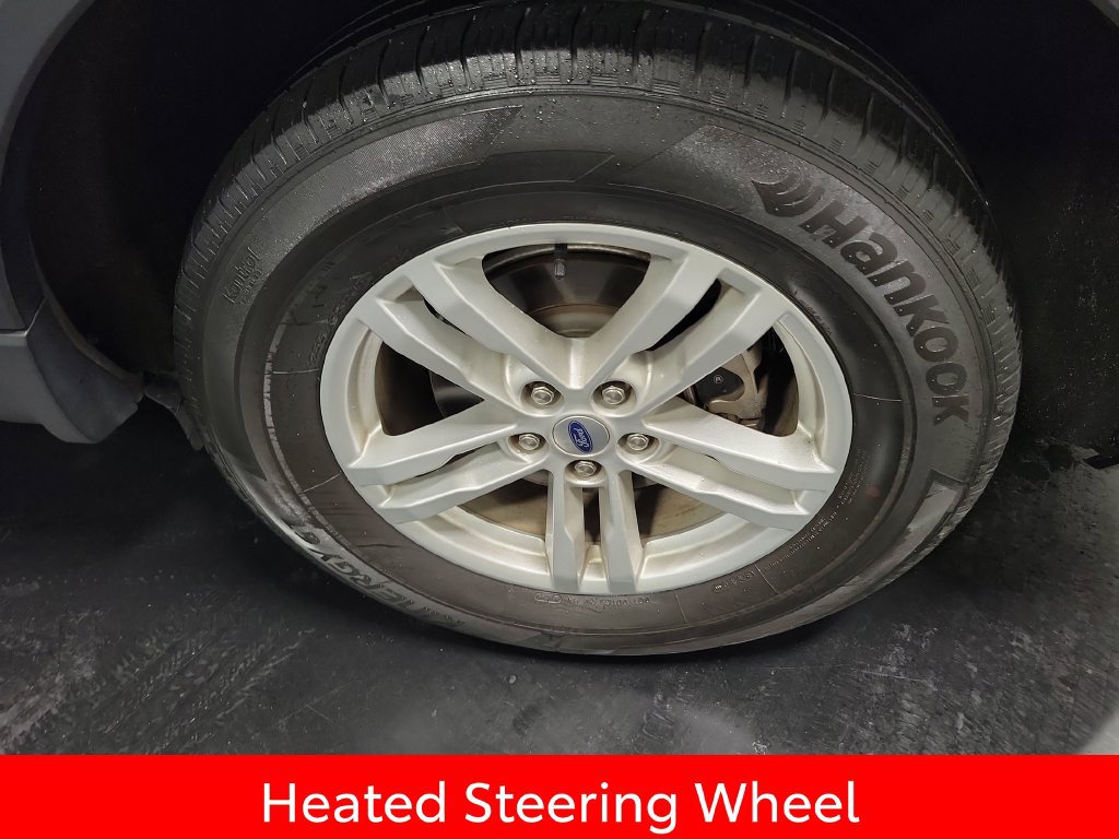 Used 2023 Ford Explorer XLT w/ Equipment Group 202A AWD/4WD image 12