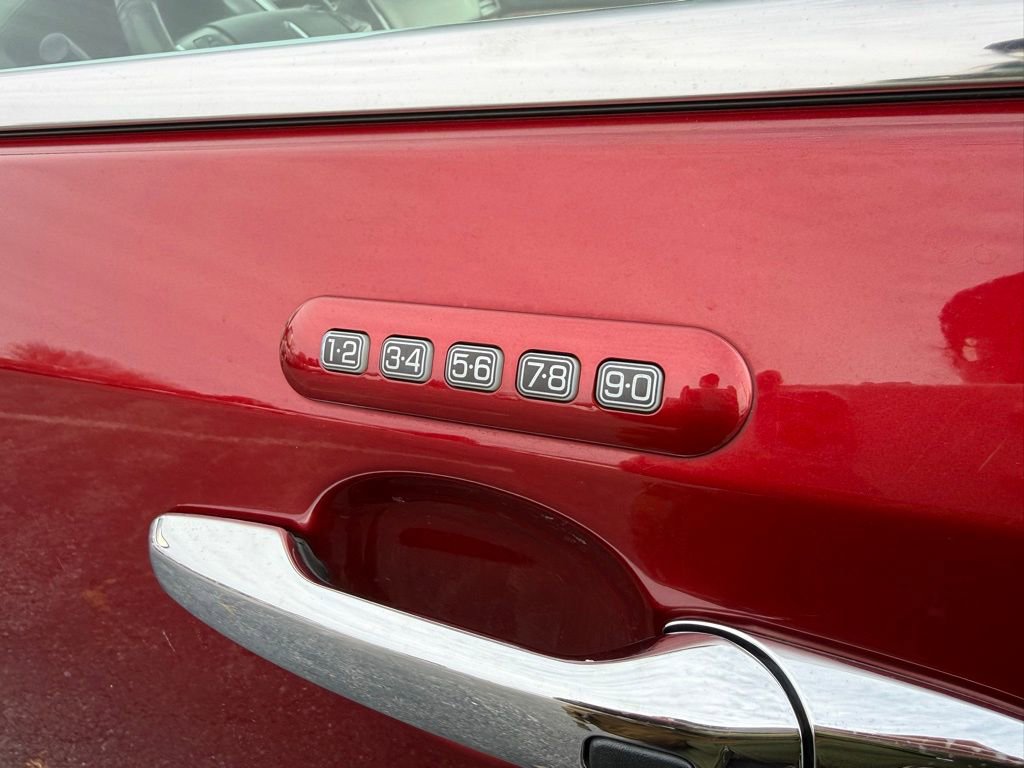 Used 2015 Lincoln MKX AWD w/ Equipment Group 102A image 11