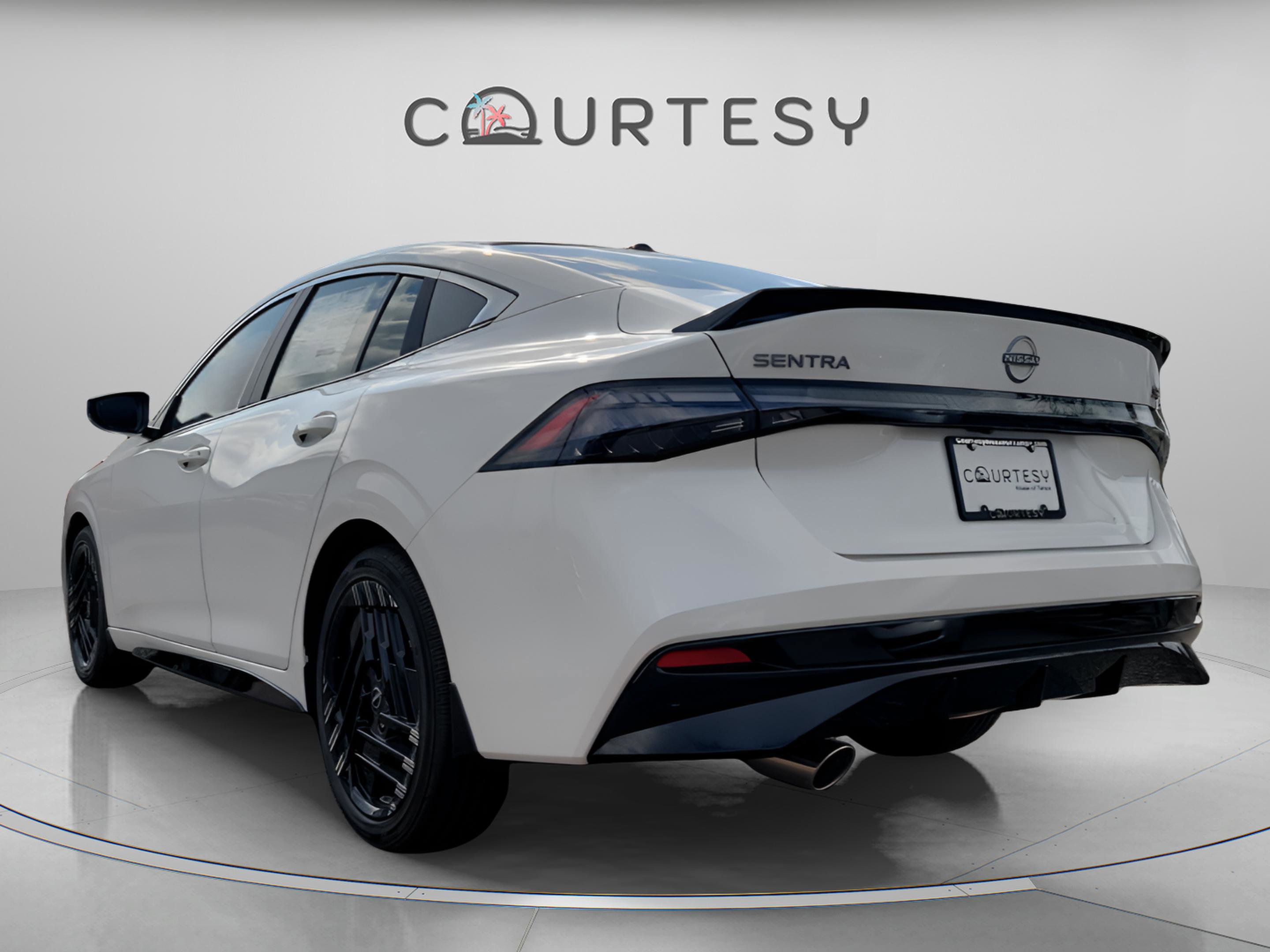 New 2026 Nissan Sentra SR w/ Floor Mat Package image 4