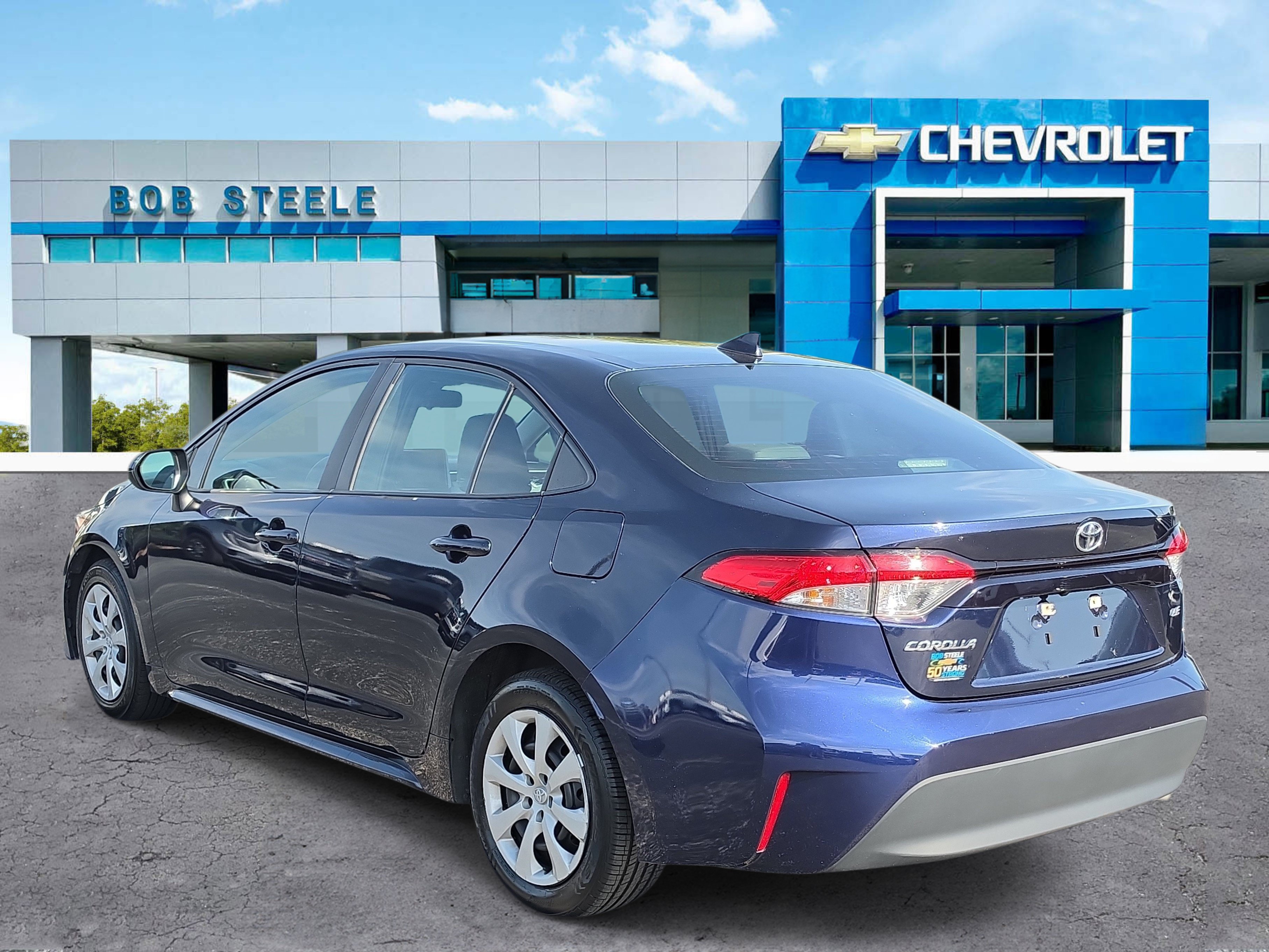 Used 2024 Toyota Corolla LE FWD image 3