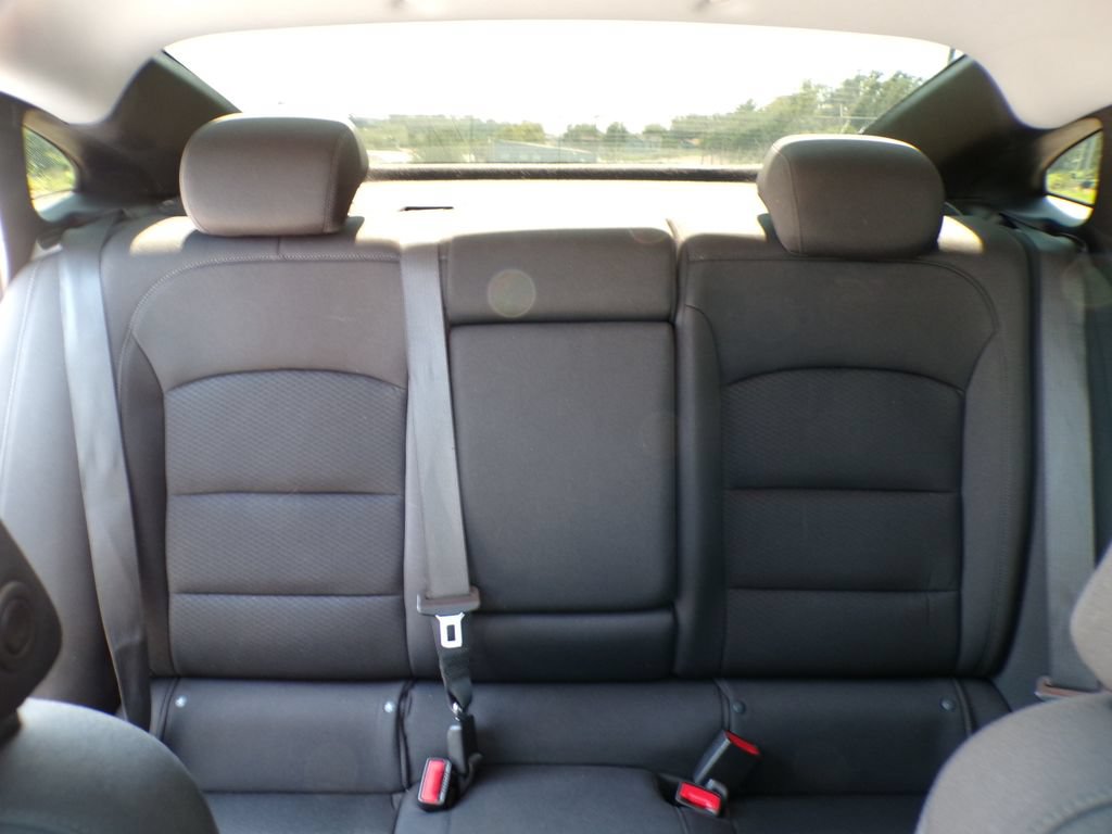 Used 2020 Chevrolet Malibu LT FWD image 20