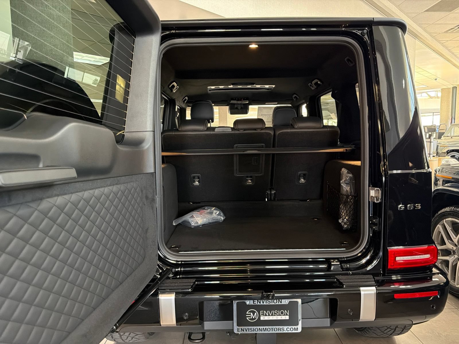 New 2027 Mercedes-Benz G 63 AMG 4MATIC image 7
